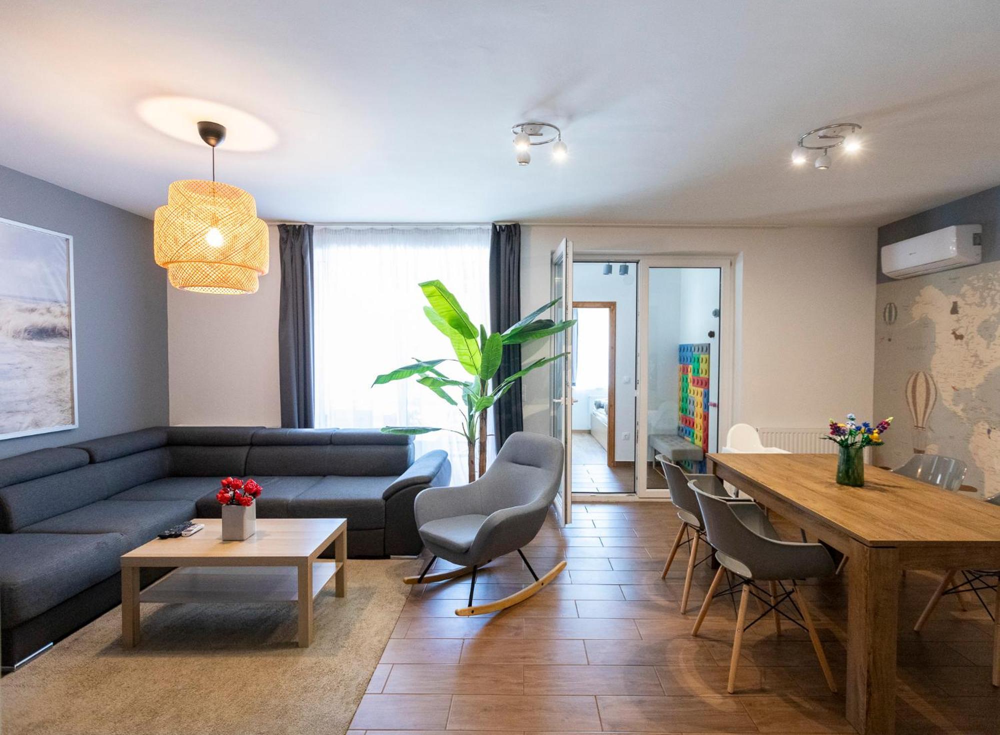 Park Apartman Sarrod Extérieur photo