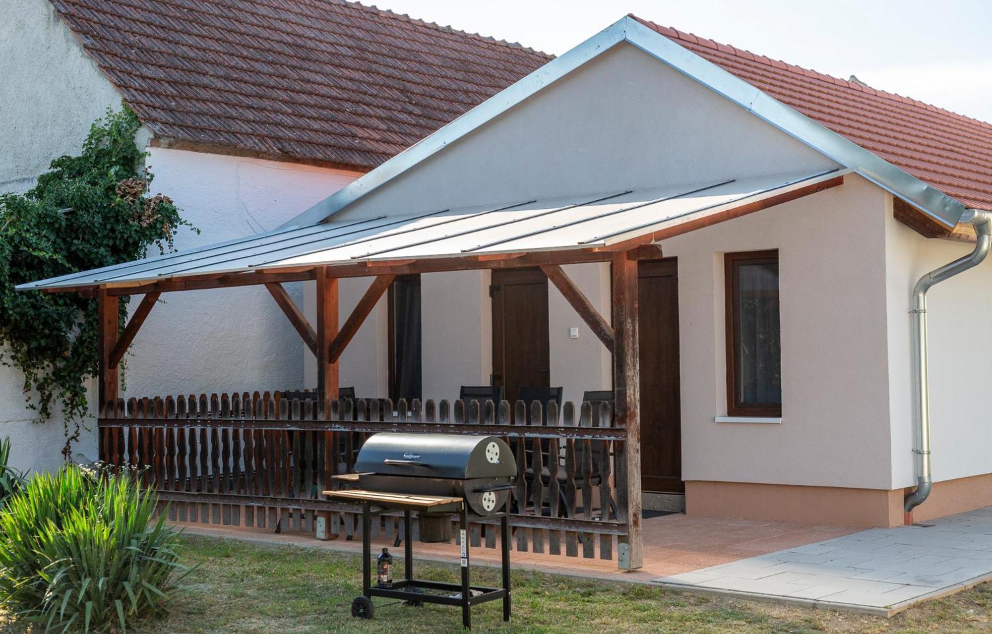 Park Apartman Sarrod Extérieur photo